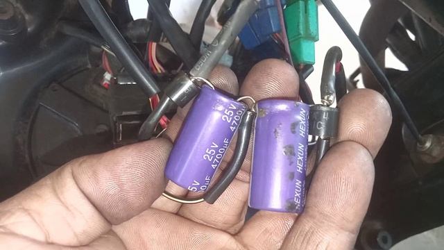 pulsar bike head light alteration AC to DC (LED LIGHT) смотреть онлайн