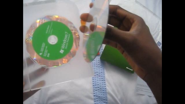 Unboxing Windows 7 (Full Retail version) смотреть онлайн