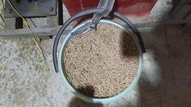 Курский гранулятор 7,5 кВт, гранула 3 мм. смотреть онлайн