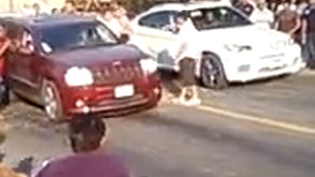 srt8 jeep vs bmw x6 arrancones el rio смотреть онлайн