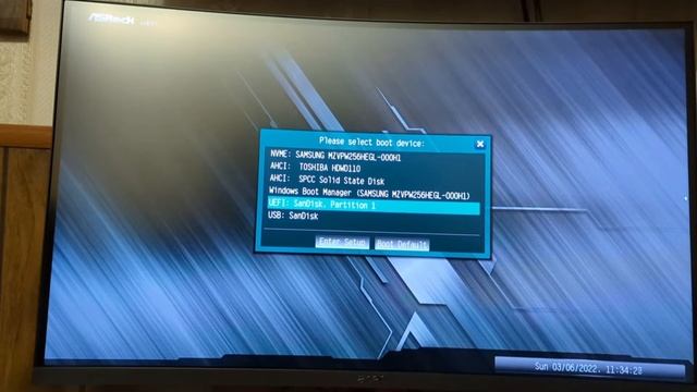 Hiren's Boot CD PE Installation Tutorial смотреть онлайн