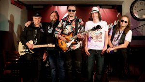 Чебуреки - Александр Ольшевский и группа «Антресоли»  Клип