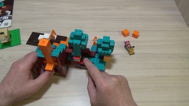 Конструктор LEGO Minecraft - The Warped Forest (21168) смотреть онлайн