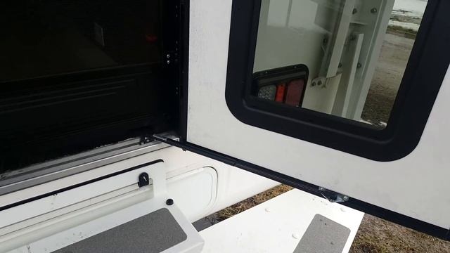 2018 Northern Lite 8'11" EX Dry Bath SE Truck Camper @ Camp-Out RV in Stratford смотреть онлайн