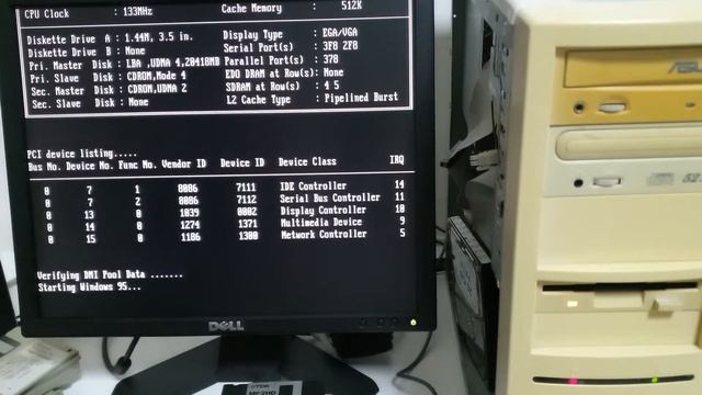Unboxing Windows 95 e Installazione da 13 dischi Floppy (EPIC FAIL) смотреть онлайн
