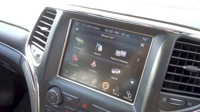 2016 Jeep Grand Cherokee 3.0 V6 CRD Summit Start-Up and Full Vehicle Tour смотреть онлайн