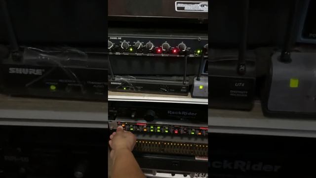 My Numark NS7 using Serato Pro working with HP gaming laptop running on Windows 11. смотреть онлайн