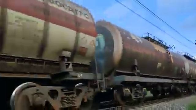 Электровоз ВЛ10У-396 с Наливным Поездом смотреть онлайн