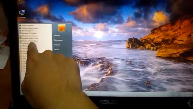 Microsoft Windows 7 Ultimate Touch on Asus Tranformer Flip TP550LD смотреть онлайн