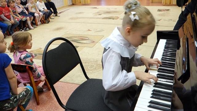 ММПК Выступление учеников 1-4 кл. в дет.саду №452 г.Москва.15.04.2015 смотреть онлайн
