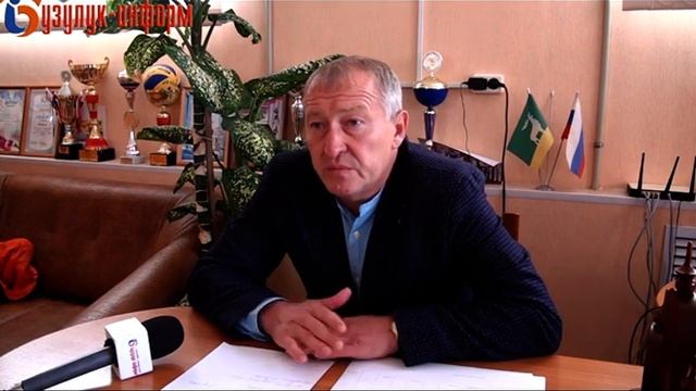 Знак ГТО на груди у него! смотреть онлайн