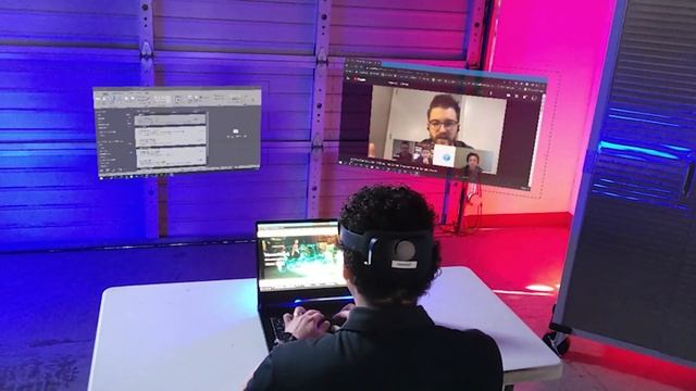 Amazing Hologram External Monitors for Laptops and PC смотреть онлайн