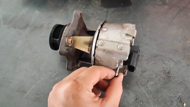 Codigo de ERRO P22D3-77 P22D2-77 VÁLVULA de entrada da TURBINA do TURBOCOMPRESSOR Presa LAND ROVER смотреть онлайн