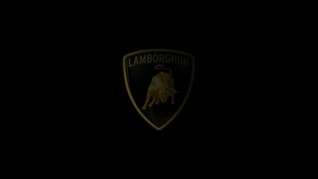 Lamborghini Countach 1985 VS Lamborghini Countach 2022