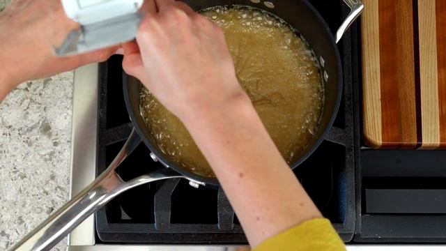 Homemade Caramel Apples | Sally's Baking Recipes смотреть онлайн
