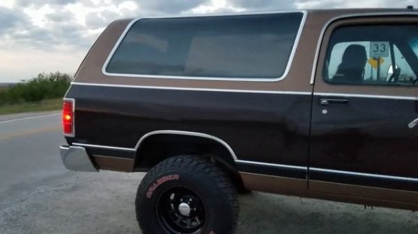 1987 DODGE RAMCHARGER