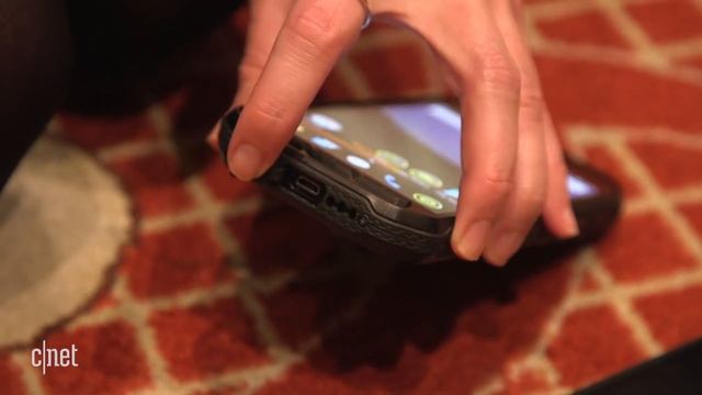 The Cat S41 phone can power other devices смотреть онлайн