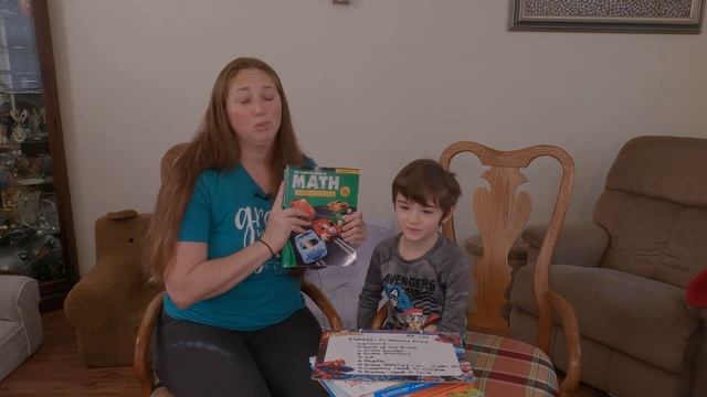 My Father's World - 20 Week Update & 100 Day of School смотреть онлайн