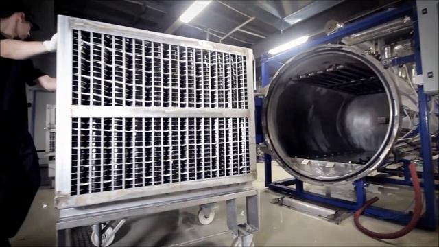 КАК ДЕЛАЮТ "ВКУСНЫЕ КОНСЕРВЫ" смотреть онлайн