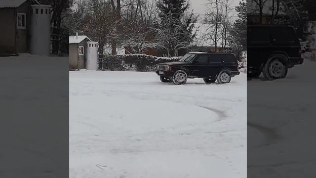 Jeep Cherokee 2.5 turbo diesel in action смотреть онлайн