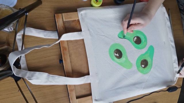 Как сделать оригинальную сумку-шоппер из обычной белой смотреть онлайн