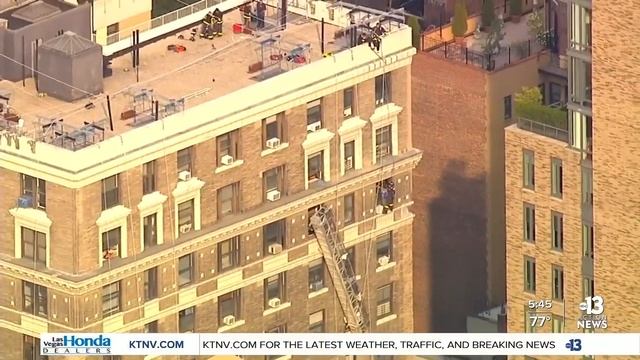 New York firefighters rescue two window washers смотреть онлайн