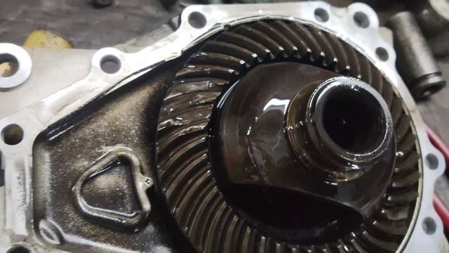 Резкий старт с места на чипованном BMW F16 40d (400hp) убил передний редуктор (такое видим впервые) смотреть онлайн