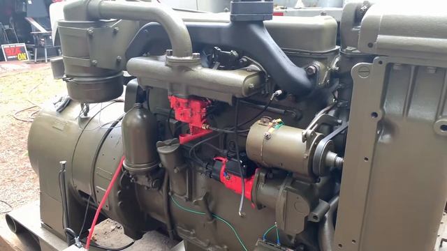 1944 U.S. Army PE-207-B International UD-9 Generator Running On Gas смотреть онлайн