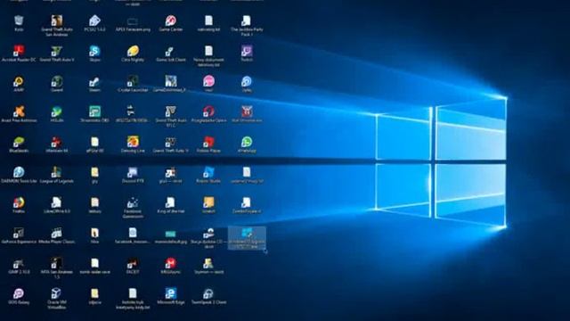 JAK NAPRAWIĆ BŁĄD AKTUALIZACJI W WINDOWS 10! (może nie naprawić ale działa) смотреть онлайн