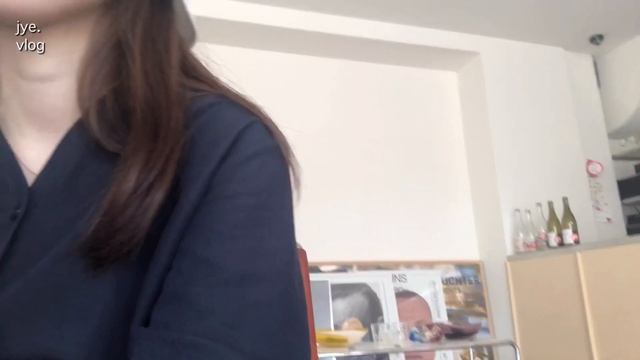 (eng) VLOG. 일상 브이로그. 직장인 브이로그. 데일리룩의 기록 смотреть онлайн