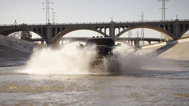 M28 Off-Road Monster Wheels | RAM TRX 6x6 смотреть онлайн