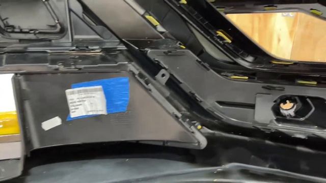 Lamborghini URUS front bumper смотреть онлайн