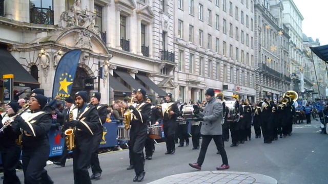 Hendersonville HS Band Of Gold Band,Pearly Kings and Queens and Donkeys at LNYDP 2020 смотреть онлайн