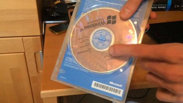 Windows XP Professional Unboxing смотреть онлайн