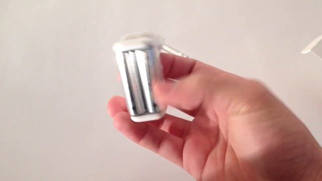 Apple Battery Charger - is it worth the money? смотреть онлайн