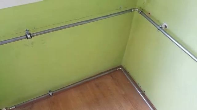 Új radiátor bekötés - Teréki Viktor víz-gáz-fűtéssszerelő смотреть онлайн