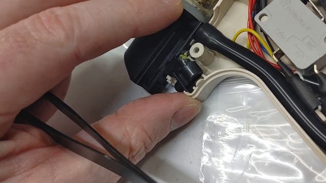 Recapping PVM CRT Consoles On The Cheap - Equipment - Soldering - De-soldering - How to Guide - Mod смотреть онлайн