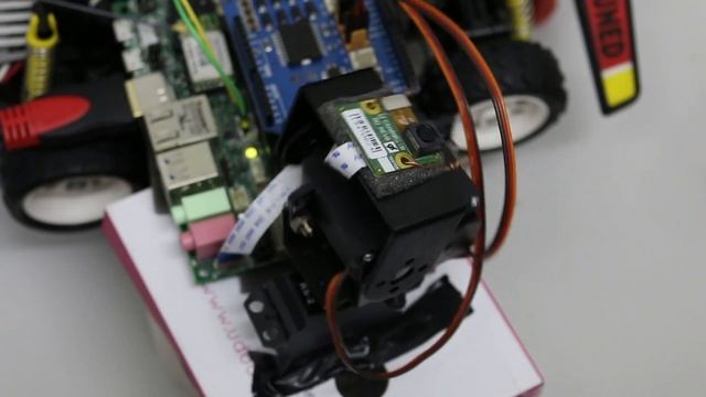 Coming Soon: Carmadillo - UDOO Android controlled rover, sneak preview смотреть онлайн
