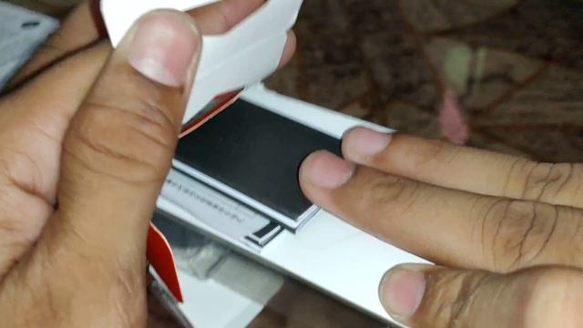 JBL T110 EarPhone Unboxing! смотреть онлайн