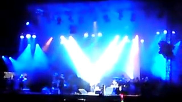 MOV00432 Australian Pink Floyd brick in the wall deel II Bospop 2009 смотреть онлайн