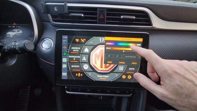 MG ZS: Cambiamo La GRAFICA -  Personalizziamo L'infotainment Con AGAMA Launcher #mgzs #androidauto