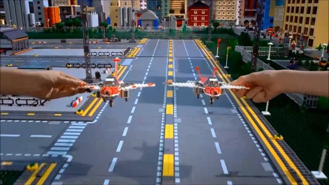 Smyths Toys Lego City Airport смотреть онлайн