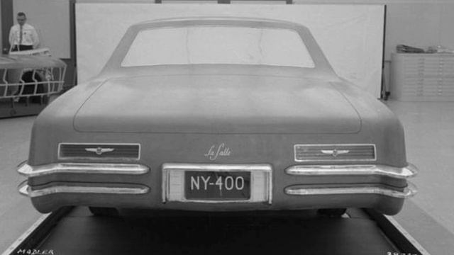 GM's Beautiful, Aborted 1963 LaSalle Becomes the Buick Riviera - See The Original Proposal! смотреть онлайн