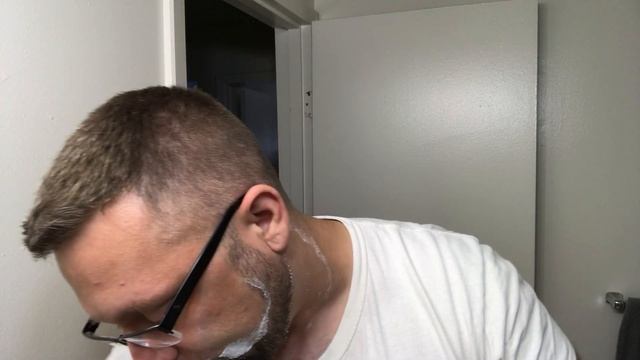Shaving Time!!!! смотреть онлайн