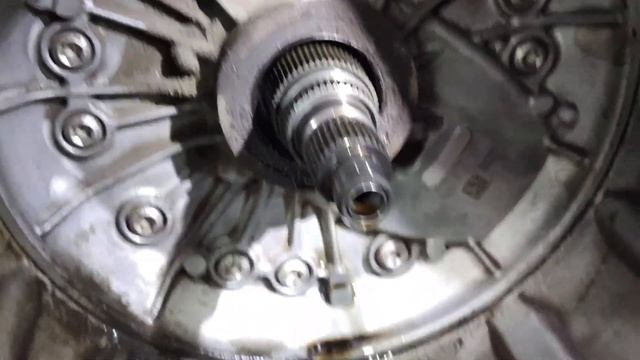 Ремонт коробки из-за обрыва 866-го переднего кардана на БМВ Х5 F15 при пробеге 120 тыс.км смотреть онлайн