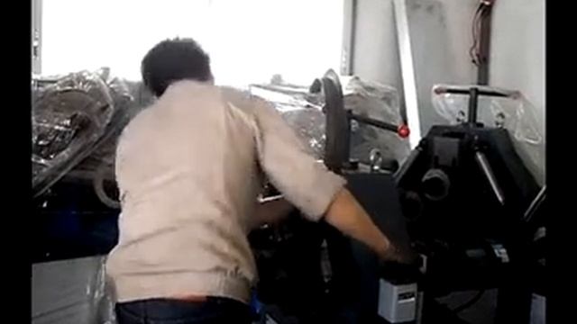 manual profile rolling machine working video/angle iron flat bar bending смотреть онлайн