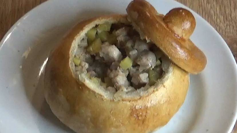 Мясо в горшочке из теста смотреть онлайн