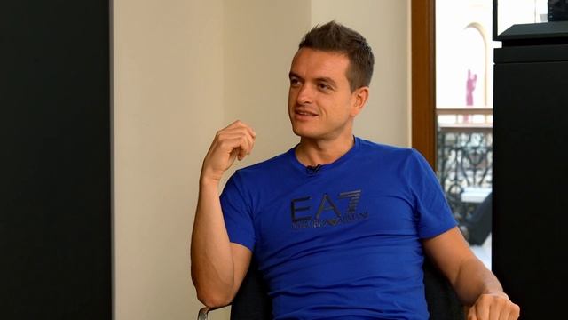 Руслан Макушкин. Фототерапия: сколько за это платят смотреть онлайн