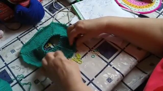 Купила пряжу. Вяжем и распускаем . смотреть онлайн