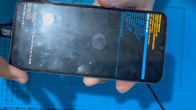 Samsung Mostrando Umidade sem ter molhado | Como Resolver em 3 minutos смотреть онлайн